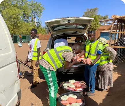 Distrubution de Kits au quartiers Boukoki